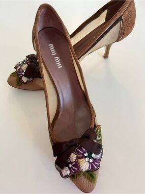 Miu Miu Brown Suede and Mesh Embellished Floral Pumps Size 5 1/2
